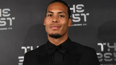 Periodistas prefieren a Van Dijk