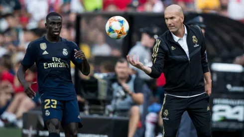 Mendy venía sustituyendo al también lesionado Marcelo.