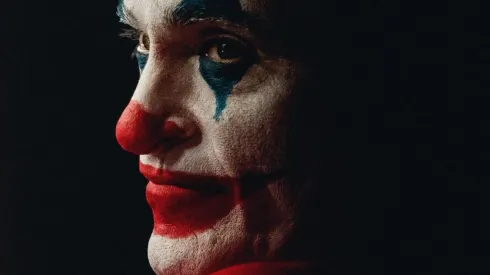 Phoenix entrega una impecable interpretación del villano DC.