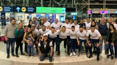 Los jugadores de la Selección Nacional de Minifootball viajaron con destino a Grecia.