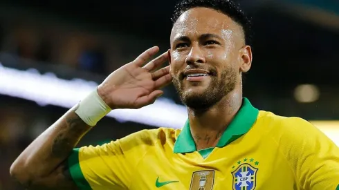 Con 27 años, Neymar ya llegó a los 100 partidos de selección