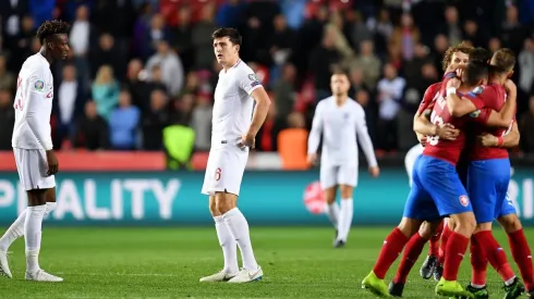 Inglaterra aún debe asegurar su clasificación.