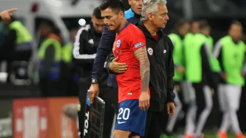 Charles no pudo estar con la Roja.