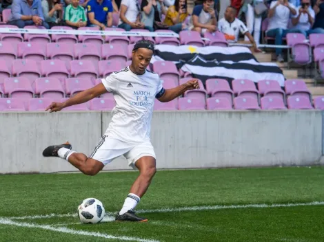 Ronaldinho se cita con Humberto Suazo en su vuelta al fútbol