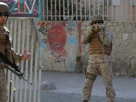 Video | Militares disparan contra civiles en Plaza Italia