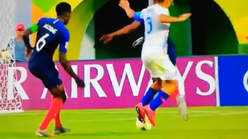 El cuestionado penal que le pitaron a la selección chilena