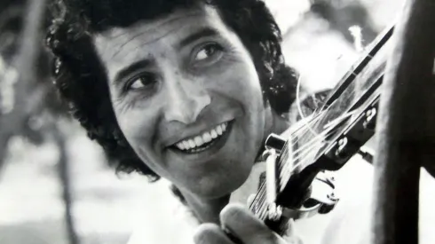 "El Derecho de Vivir en Paz" se vuelve viral en Spotify durante la crisis social