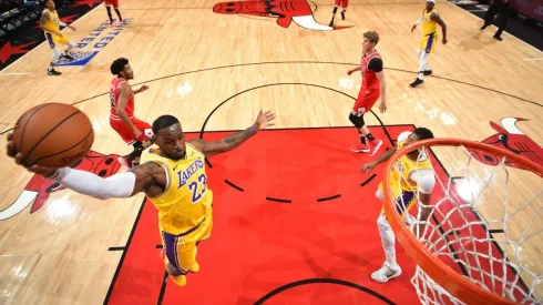 Video | LeBron con un triple-doble lidera el triunfo de los Lakers ante Chicago