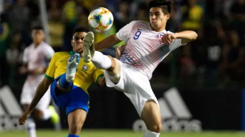Chile vendió cara su derrota ante Brasil en Brasilia