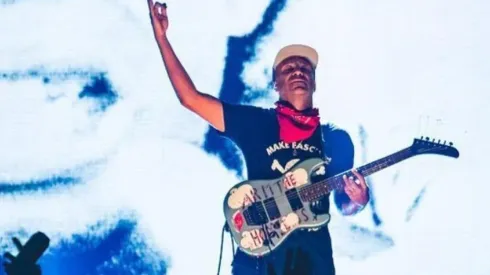 Tom Morello vuelve a demostrar apoyo a Chile