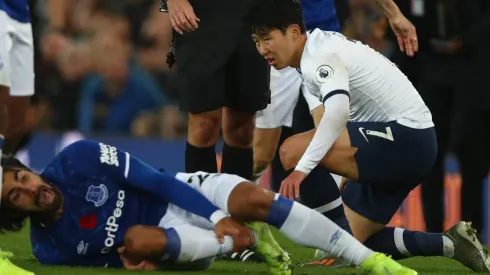 Heung-Min Son y André Gomes.