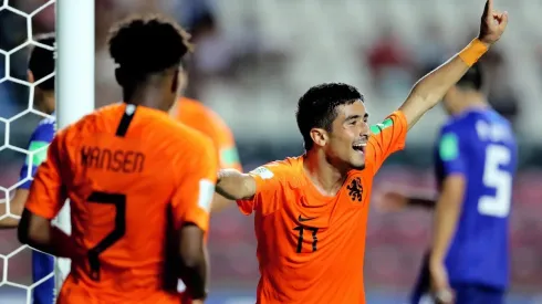 Holanda barrió a Paraguay y México se impuso con trabajo sobre Corea del Sur.