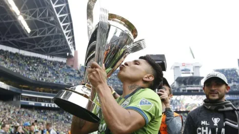 Ruidiaz campeón y goleador en EE.UU. amenaza a Chile