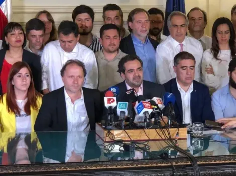 Oposición y oficialismo firman "Acuerdo por la Paz y una Nueva Constitución"