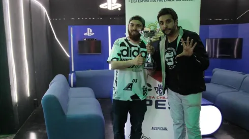 Video | Rubén López y Rodrigo Barrera son los campeones de PESMANIA 3