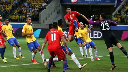 El día que se selló la eliminación de Chile de Rusia 2018: cerrando con Brasil. Necesitaba un empate y perdió 3-0.
