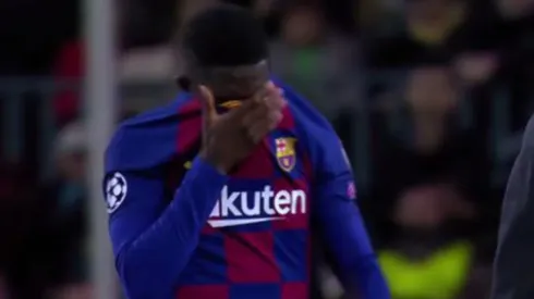 Dembélé dura solo 25 minutos en cancha y sale lesionado