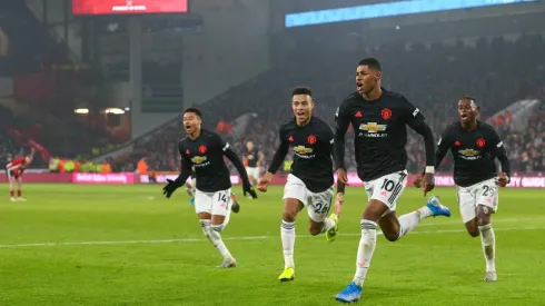 Manchester United recibe al Aston Villa por otra fecha de la Premier League.