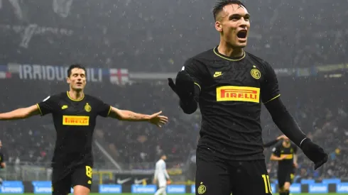 Inter sube a la cima de la Serie A