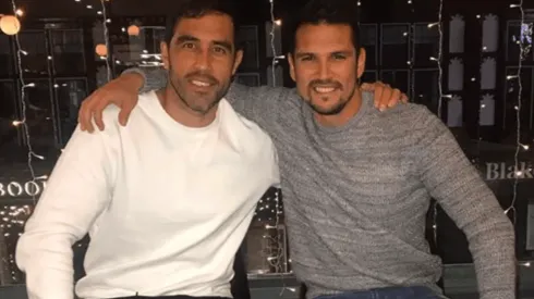 "Compañeros hay muchos, verdaderos amigos solo son unos pocos": el mensaje de Mark González a Claudio Bravo