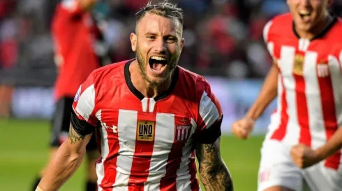 La Gata coquetea con Messi para que llegue a Estudiantes