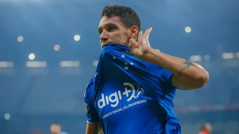 Cruzeiro a punto de irse a la B y pierde a su gran figura por fiestero