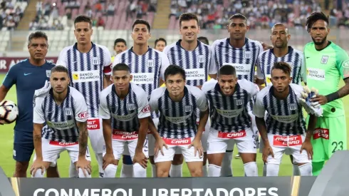 Alianza Lima enfrenta a Binacional en la ida de la final de la Liga 1 de Perú.