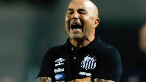 Sampaoli se agarró con el Santos.