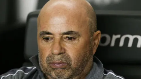 Se fue con polémica de Santos