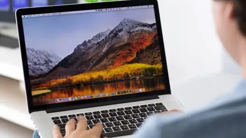 Gana hasta un millón de dólares encontrando errores para Apple