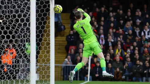 Neville y Mourinho viendo la jugada de David de Gea.