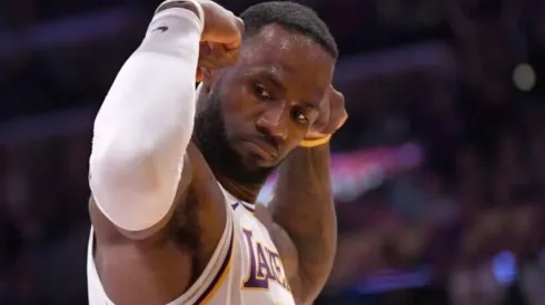 James alcanzó las 9.000 asistencia en el profesionalismo.