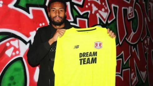 Lawrence Vigouroux anunció su llegada al Leyton Orient de la cuarta división inglesa