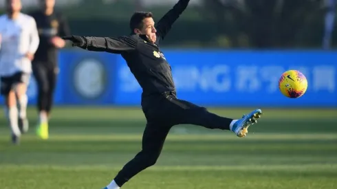 Alexis Sánchez volvió al fútbol formal en un amistoso del Inter de Milán