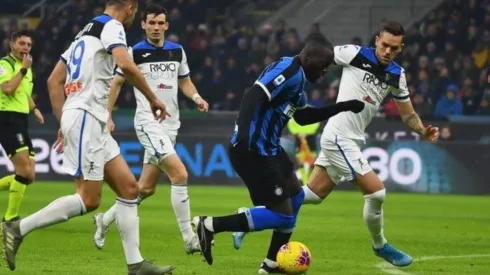 Inter de Milán deja escapar los tres puntos y arriesga el liderato tras empatar con Atalanta