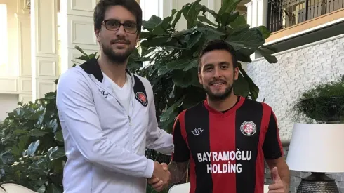 Jorquera fue presentado en Turquía