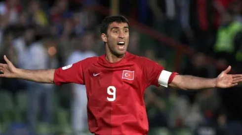 El ex futbolista también se dedica a vender libros.