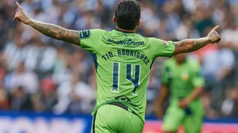 El chileno anotó de cabeza