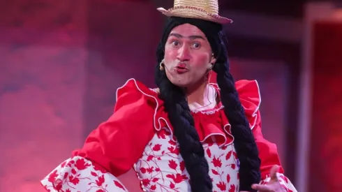 "Ruperto y Rupertina" sacan tibias risas pero también incomodan en Olmué