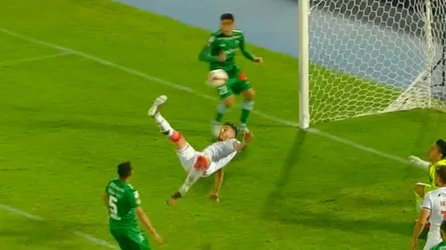 La tremenda chilena con que Deportes Copiapó se pone en ventaja ante Deportes Temuco