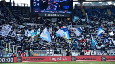 Lazio pide indemnización a hinchas que hicieron saludo fascista