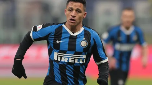 Alexis, poco y nada que hacer contra Cagliari.