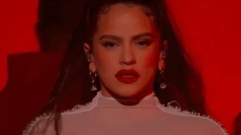 Rosalía eleva su popular reinado musical en los Grammys