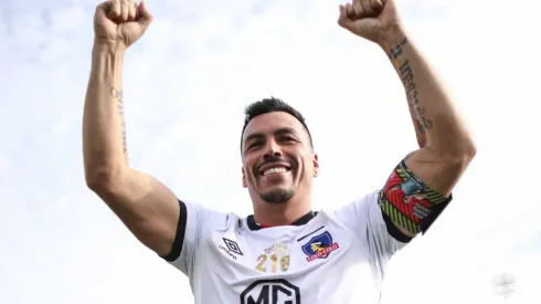 Esteban Paredes asoma como principal novedad de Colo Colo para el duelo ante Palestino