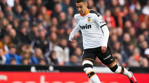 Rodrigo, el delantero del Valencia que quiere el Barça.