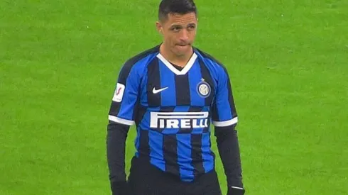 El delantero nacional vuelve a ser titular en Italia.