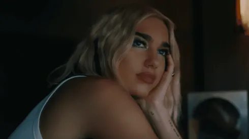 Dua Lipa sorprende al lanzar "Physical"