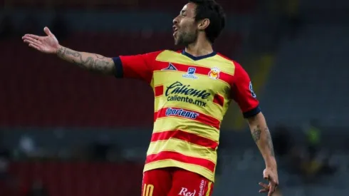 "El Pirlo chileno": prensa y periodistas mexicanos en llamas con Jorge Valdivia