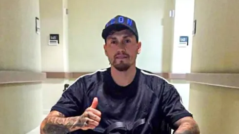 El delantero sale del hospital en México.