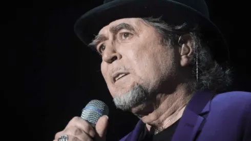 Sabina sufre feroz "porrazo" en medio de show